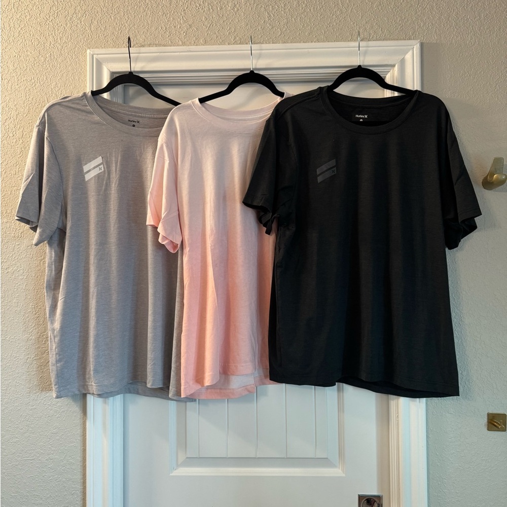 Hurley Crewneck T-Shirt bundle in pink, black and grey